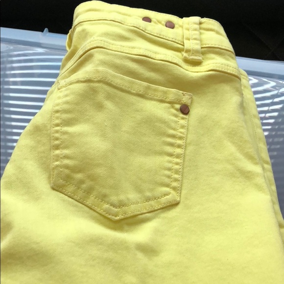 CAbi Jeans - Yellow - Picture 3 of 3